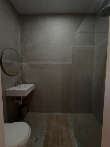 Hostel 94 - image 2
