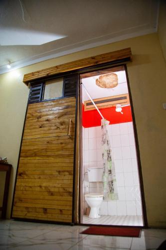 Kylpyhuone, Henotes B&B in Kamuli