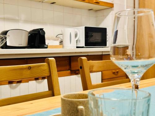 티미쇼아라 Joy City Stay Nemoianu 8D 4성급 싱글룸 레스토랑