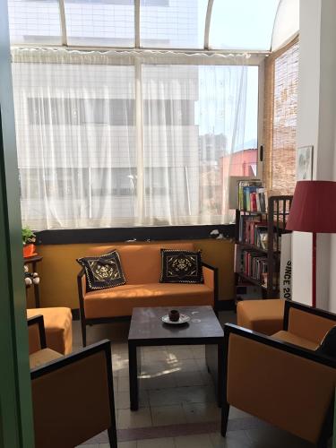 Tirana Backpacker Hostel - image 8