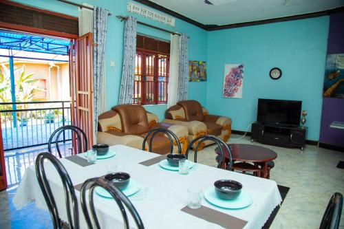 Faciliteiten, Henotes B&B in Kamuli