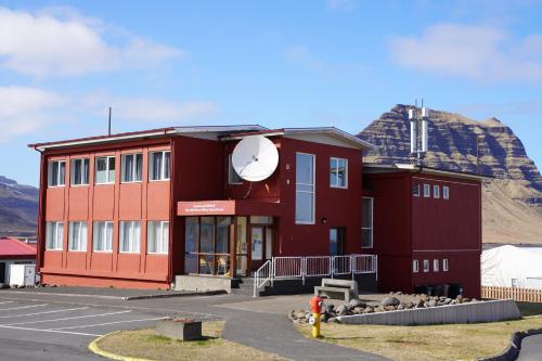 Accommodation in West