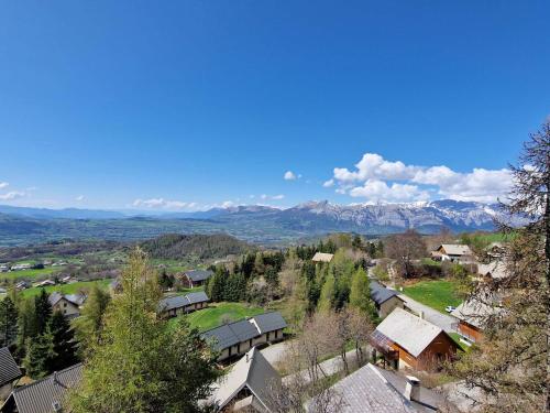 Chalet rénové pour 9 pers avec animaux admis, St Michel de Chaillol (Chalet renove pour 9 pers avec animaux admis, St Michel de Chaillol) in Saint-Michel-de-Chaillol