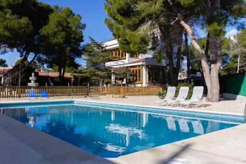 . INNOUTHOME Gran casa y piscina torrente