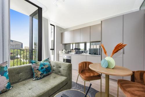 Apartment with City View image 10
