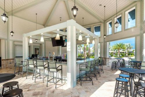 Charming 4BR with Private Heated Pool & BBQ Grill, Kissimmee (foto 5)