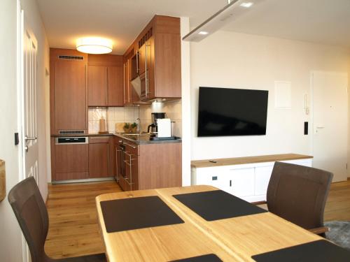 Apartment with Balcony image 5