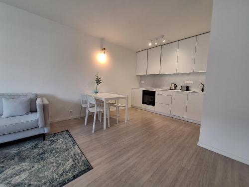 Apartment with Balcony image 7