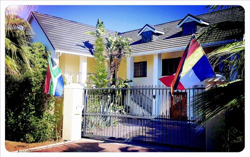 B&B Somerset West - Golf and Garden Guesthouse - Bed and Breakfast Somerset West