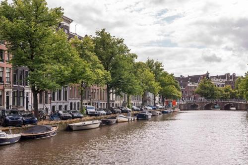 Beautiful & Well-located Canal Apartment, Amsterdam (photo 9)