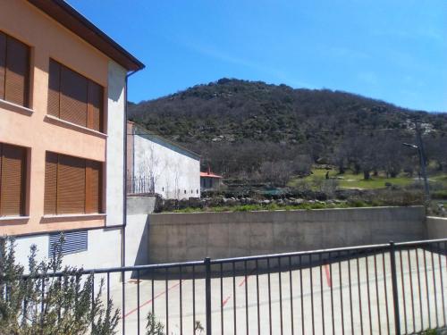 Apartamentos La Covatilla in Neila de San Miguel