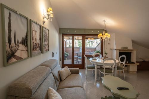 아시시 La Mansarda Dell'Ulivo 3성급 싱글룸 스위트룸