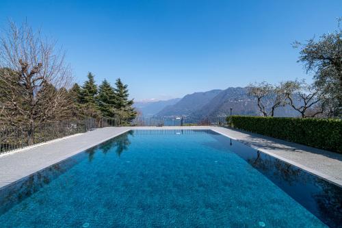 GuestHost - Two-room apt in Villa with pool!, Como (zdjęcie 2)