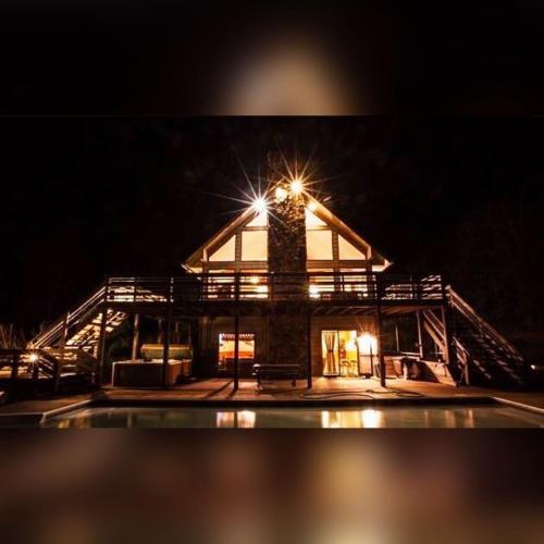 Fireside Lodge - by The Chalets in Blackjack