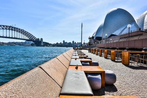 KozyGuru | Sydney CBD | Best Location Studio - image 11