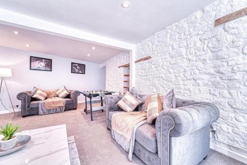 The Stylish Gem of Bath - Sleeps 10, Bath