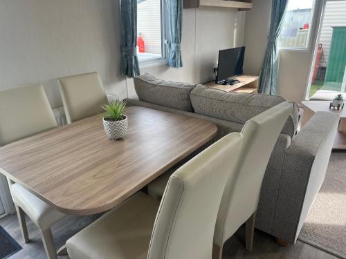 Facilities, Coastfields Holiday Village in Ingoldmells