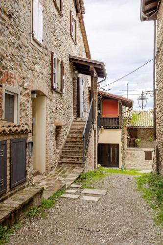 A szálláshely kívülről, Romantica Residenza - Borgo Castello di Serravalle in Castello Di Serravalle