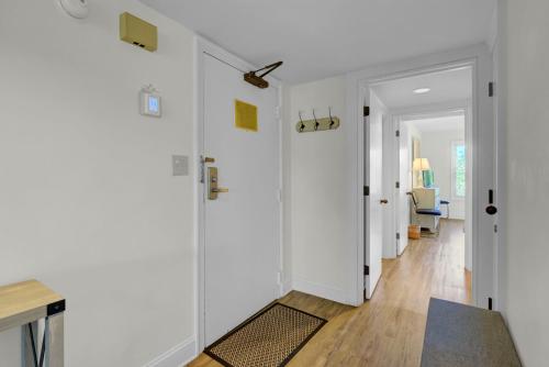 Seagrove 6C by Wild Dunes, with Resort Amenities in Isle of Palms, USA