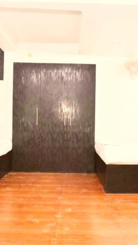 Hotel shiva home