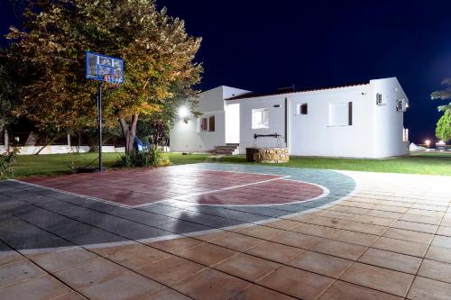 Oceana - Exclusive Beachfront Villa with Private Pool and BBQ by GG, Alexandroupoli (foto 4)
