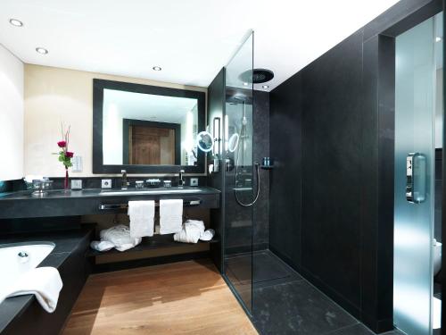 Interalpen-Hotel Tyrol GmbH - image 4