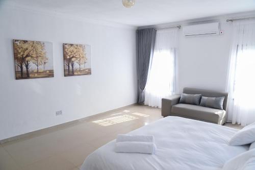 Three-Bedroom Apartment image 10