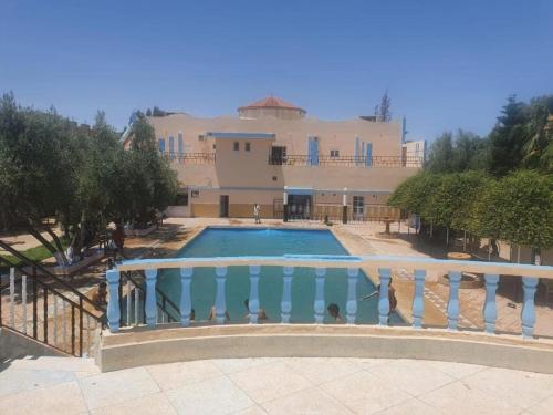 Hotel Complex Europe in 구에르시프