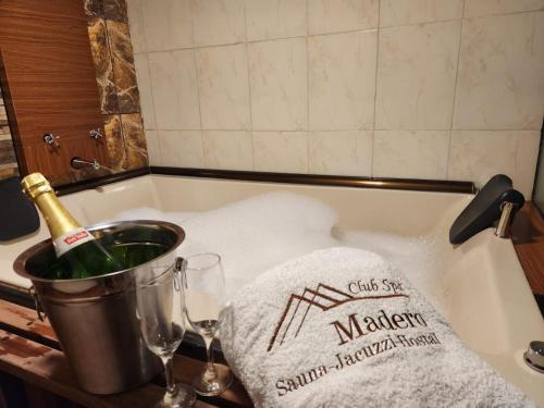 Hot tub, Club Spa in El Alto