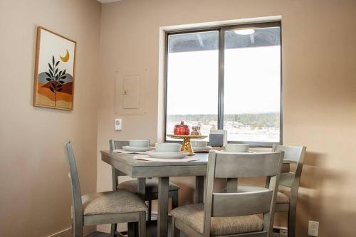 บริการและสิ่งอำนวยความสะดวก, Curated Studio, Ranch Reimagined in แมนคอส (โคโลราโด)