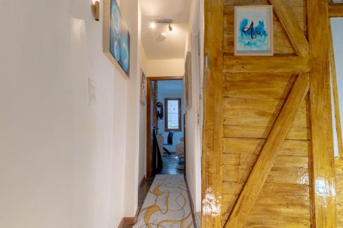 Skats, The retreat in Montreal (Languedoc-Roussillon)