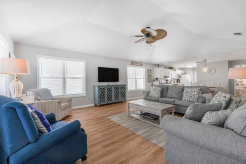 Harbor Light by Vacation Homes Collection in Fort Morgan