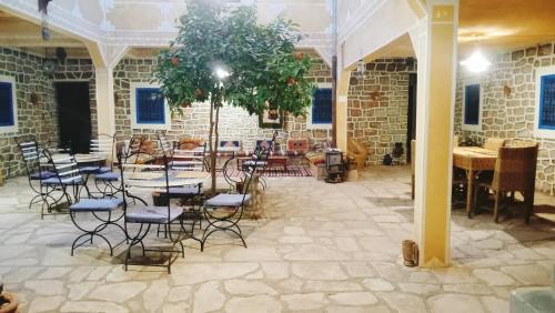 Kasbah Imini Restaurant & Hotel