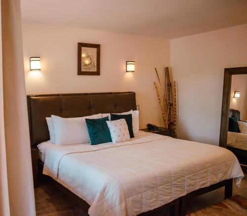 Hotel y Restaurant Embajadoras in กัวนาฮัวโต