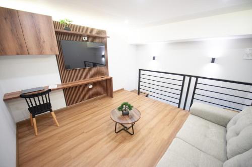 One-Bedroom Apartment image 7