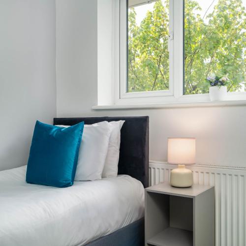 1BR House Near Centre - WiFi - Parking x2 - Pets, Liverpool (photo 9)