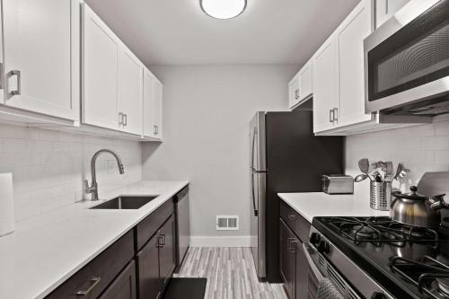 Trendy & Vibrant Unit City Experience, Rochester Hills (zdjęcie 4)