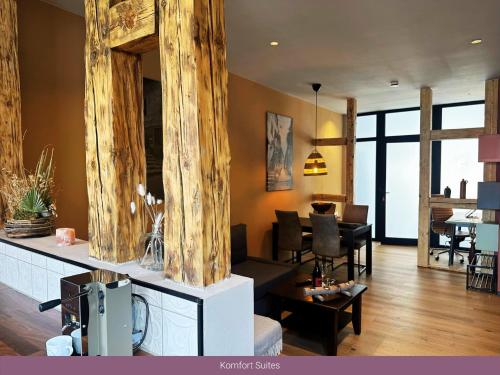 Superior One-Bedroom Apartment with Balcony