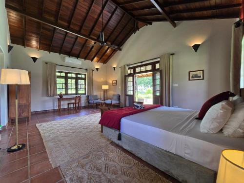 Gal Oya Lake Club in Ampara