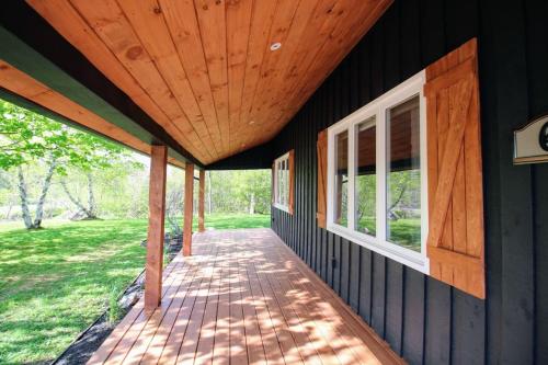 Viesnīcas āriene, Black Barn Family Beach House in Beaubassin East (NB)