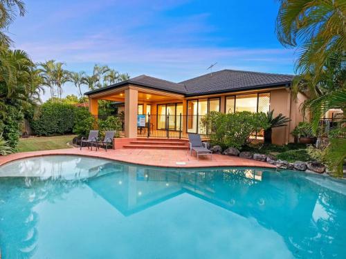 Family Oasis with Pool Living Rooms and Peaceful Vibes