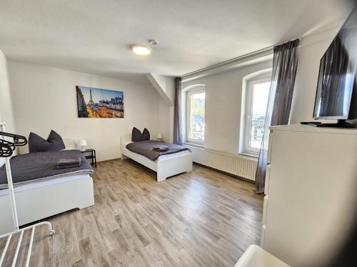 MR Living I moderne Apartments mit Einzelbetten, voll ausgestattete Küche, WLAN, Parkplatz, ideal für Monteure I DI01, DI02 in Dillenburg, Deutschland
