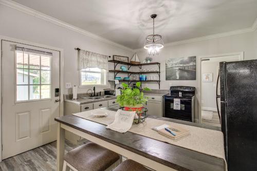 Bring Your Boat: Retreat Near Lake Guntersville in 崗特斯維爾 (AL)