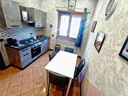 Top Apartments Roma 1 Metro A Free Parking, Rome (photo 6)