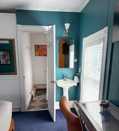 Somerset House Inn - image 8