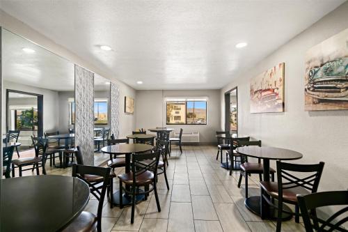 Best Western Desert Villa Inn in Barstow, USA