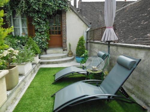 Iekārtas, Les Bains Bed & Breakfast in Cheny