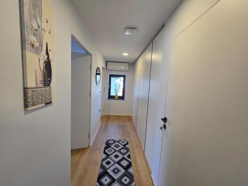 Nova Nest from Granite Getaways in sempeter pri Gorici