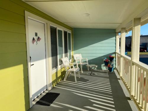 陽台/露台, Americas Best Value Inn Ocean Shores in 洋濱市