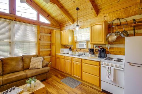 Wheelchair-Accessible Cabin on Cherokee Lake! - image 9